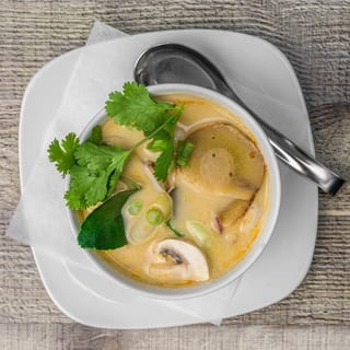 Tom Kha