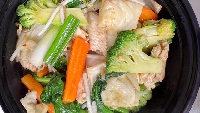 Pad Pak (Buddha’s Feast).